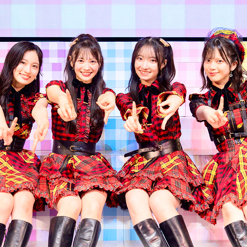 AKB48 19期生昇格LIVE完走！白鳥沙怜がサプライズ出演、2年間の軌跡と